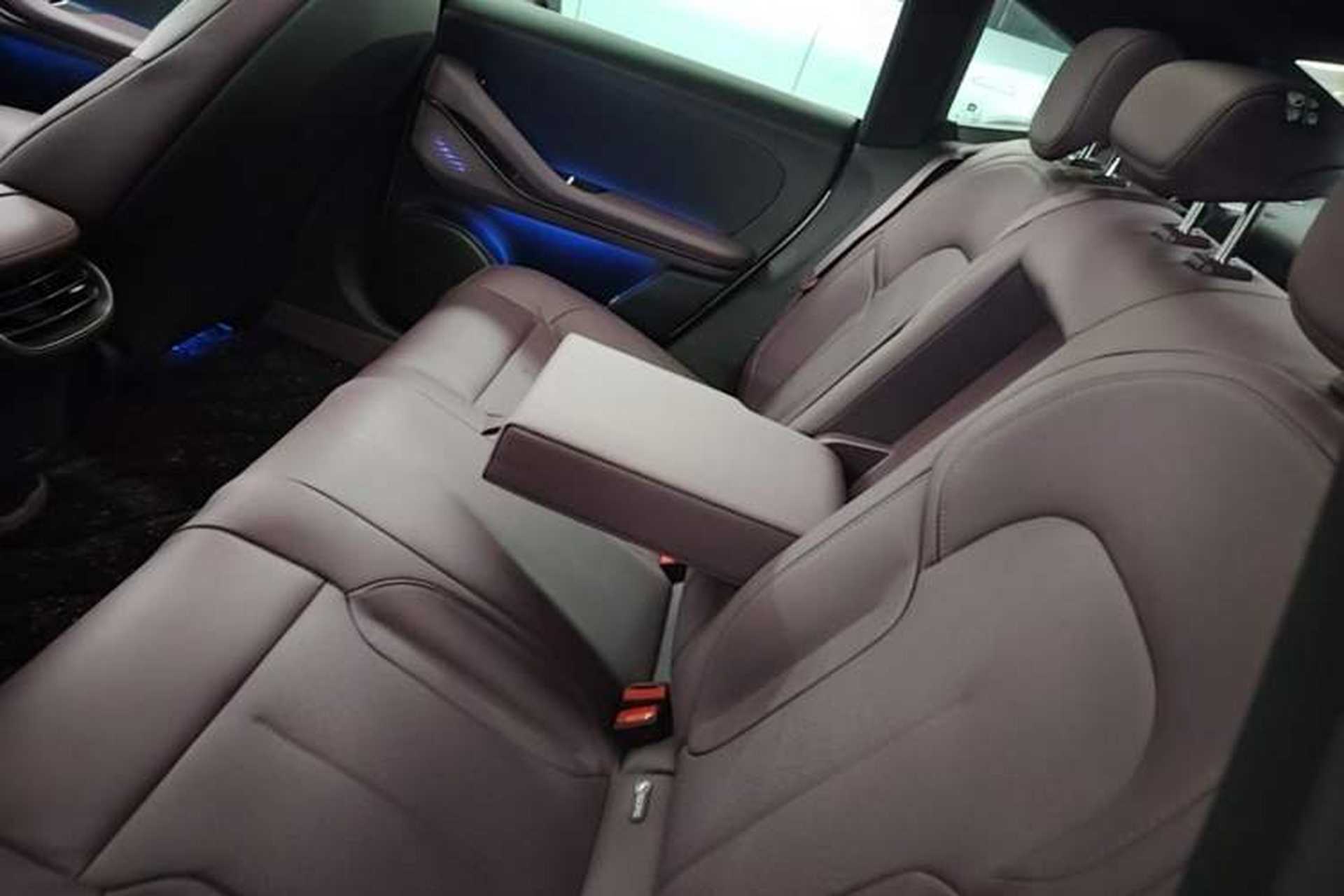 Used Nio ET5 2022 75 kWh Left Rear Seat