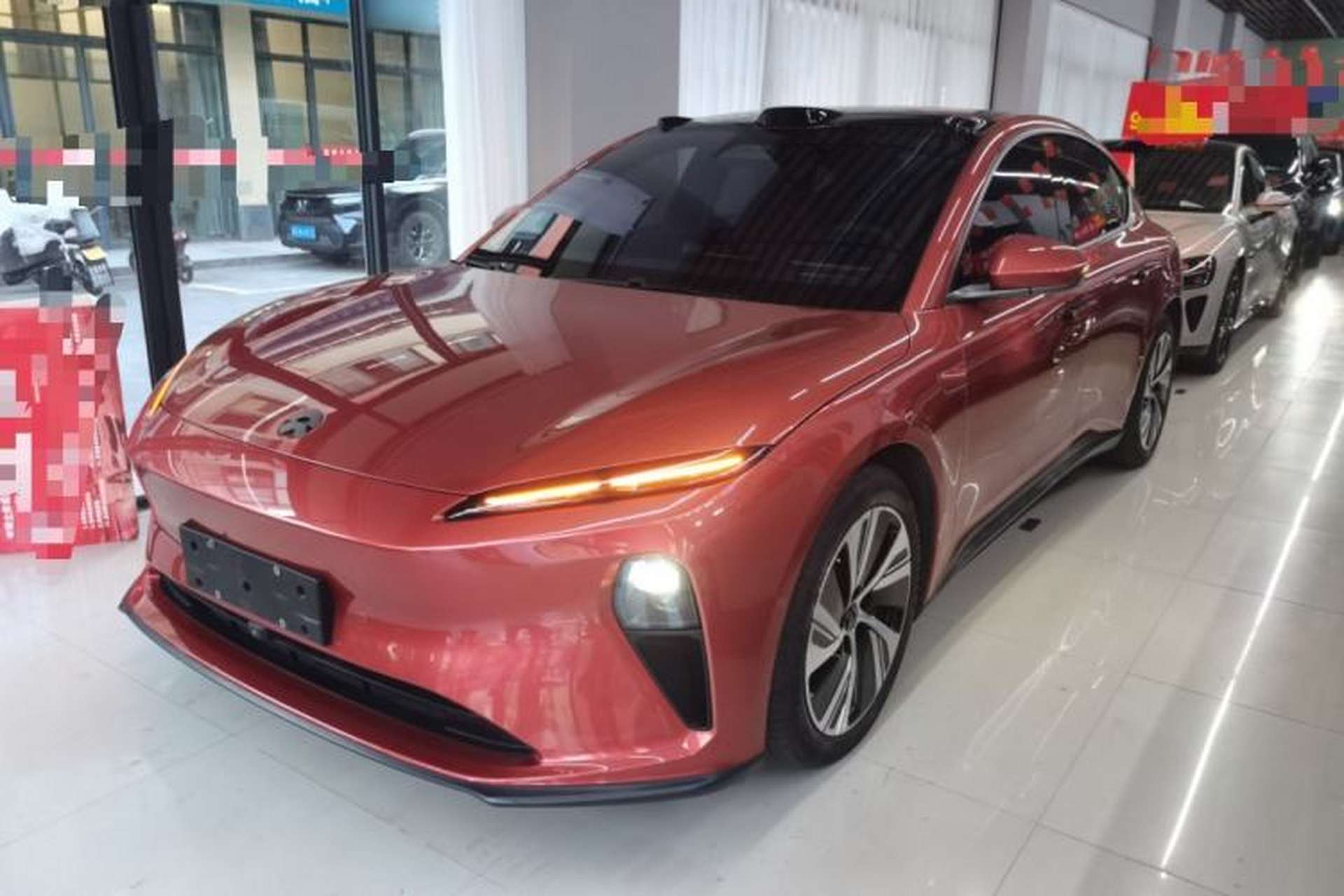 Used Nio ET5 2022 75 kWh Front Left 45 Deg