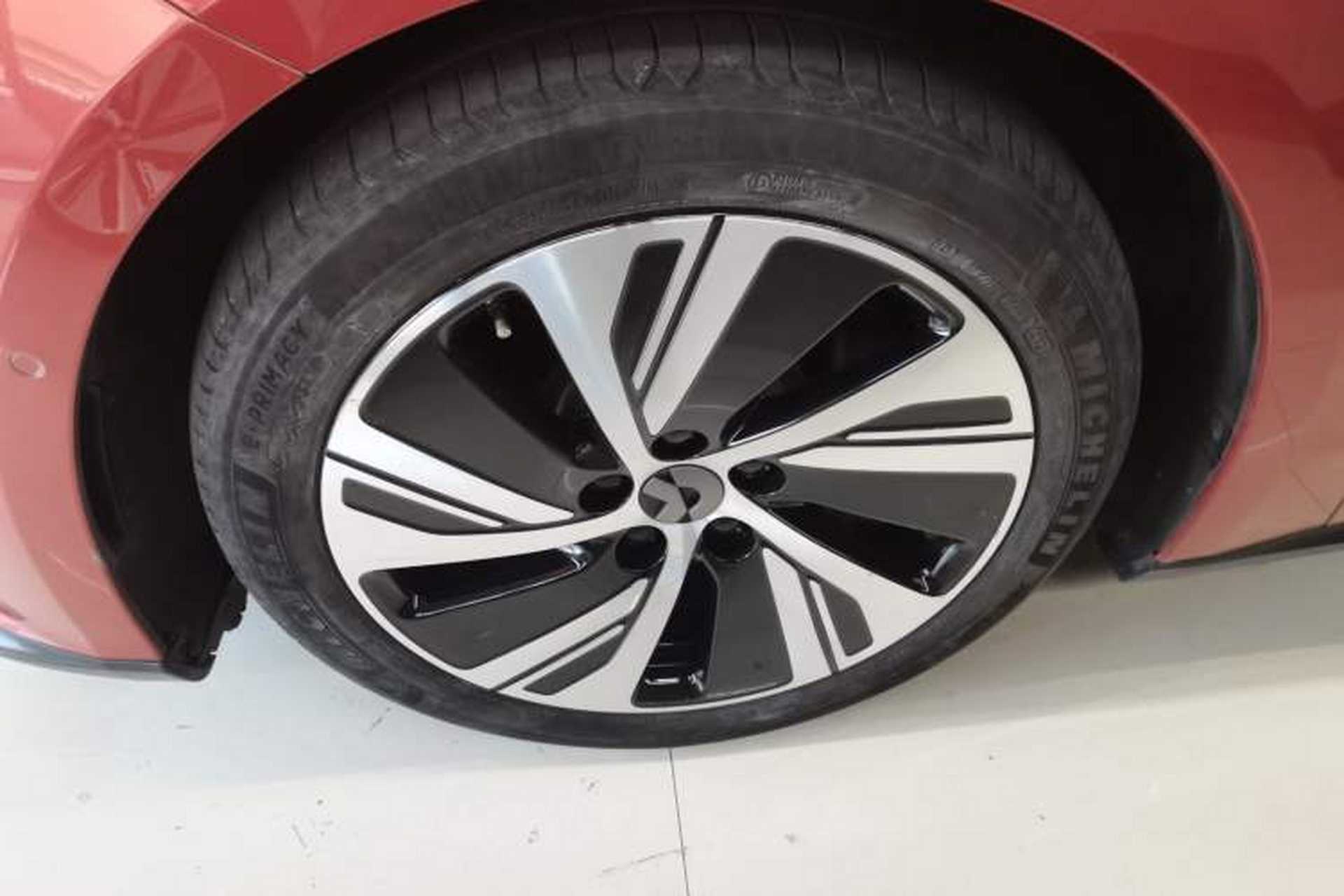 Used Nio ET5 2022 75 kWh Left Front Wheel Hub