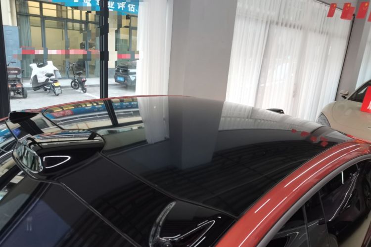 Used Nio ET5 2022 75 kWh Roof