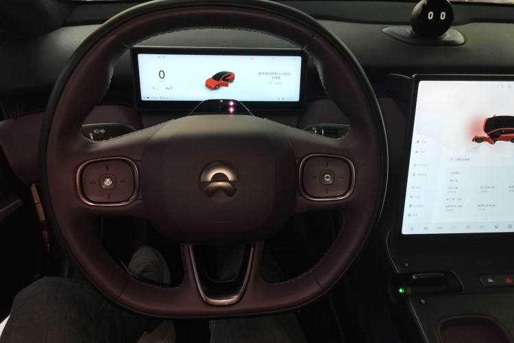 Used Nio ET5 2022 75 kWh Steering Wheel