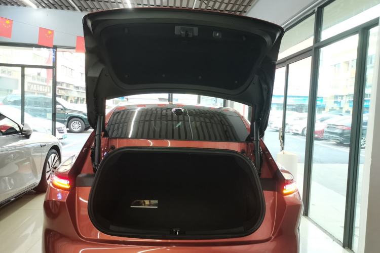 Used Nio ET5 2022 75 kWh Trunk