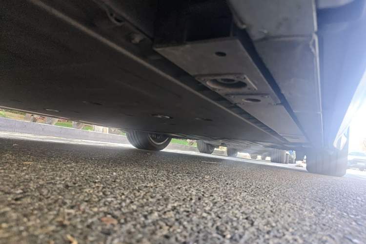 Used Nio ET5 2022 75 kWh Chassis Front Left