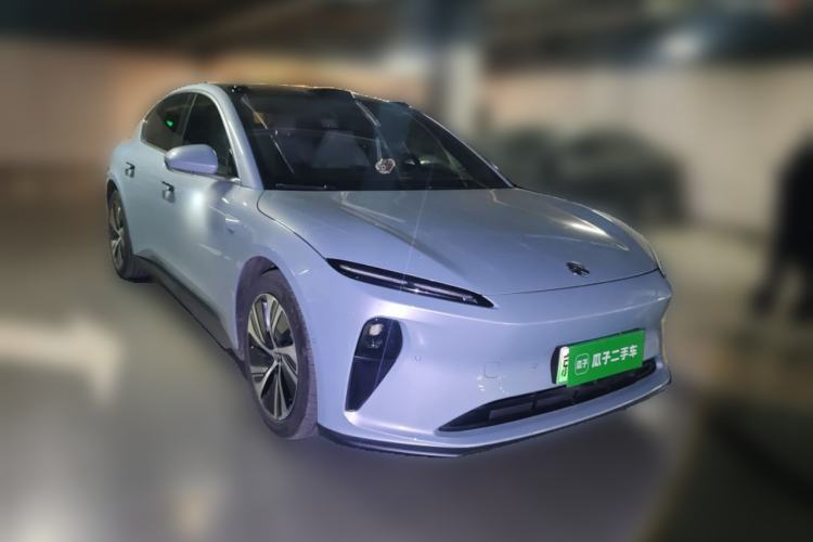 Used Nio ET5 2022 75 kWh Front Right 45 Deg