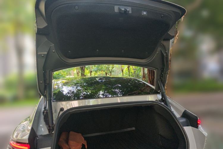 Used Nio ET5 2022 75 kWh Trunk