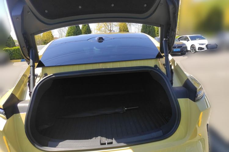 Used Nio ET5 2022 75 kWh Trunk