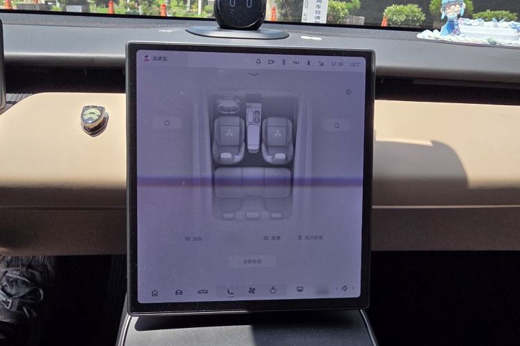 Used Nio ET5 2022 75 kWh Audio And AC Panel