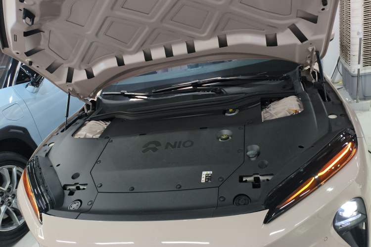 Used Nio ET5 2022 75 kWh Engine Bay