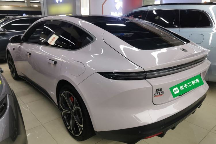 Used Nio ET5 2022 75 kWh Exterior 2