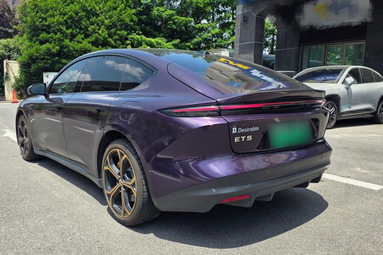 Used Nio ET5 2022 75 kWh Exterior 3