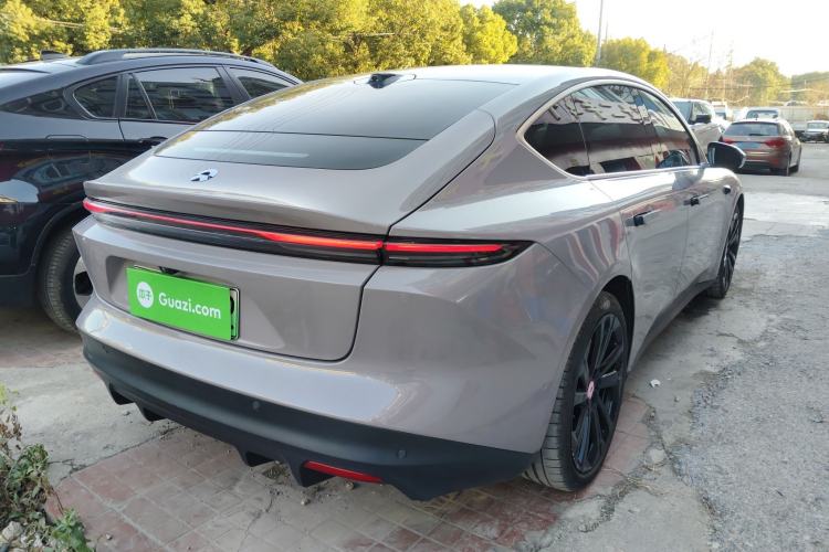 Used Nio ET5 2022 75 kWh Exterior 5