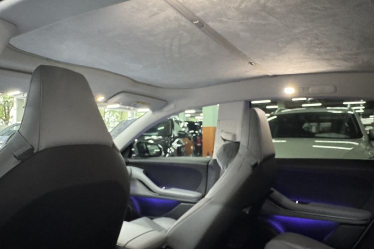 Used Nio ET5 2022 75 kWh Headliner