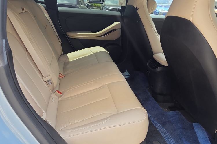 Used Nio ET5 2022 75 kWh Interior 2