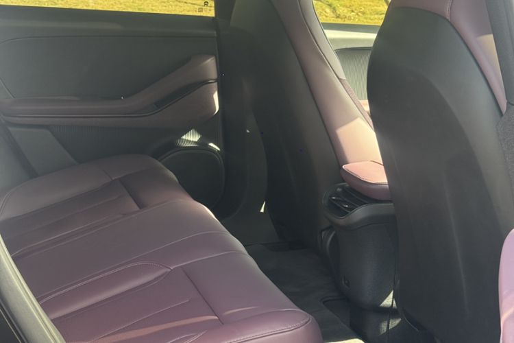 Used Nio ET5 2022 75 kWh Interior 2