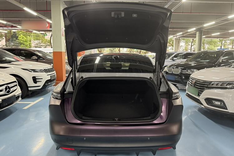Used Nio ET5 2022 75 kWh Interior 8