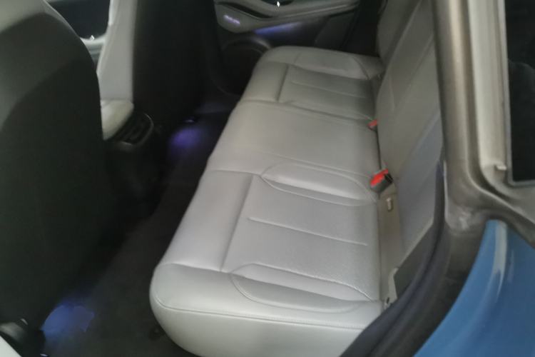 Used Nio ET5 2022 75 kWh Left Rear Seat