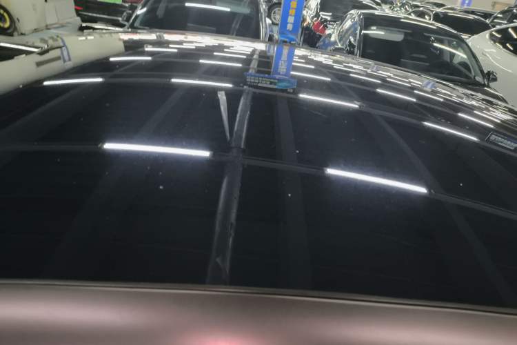 Used Nio ET5 2022 75 kWh Roof