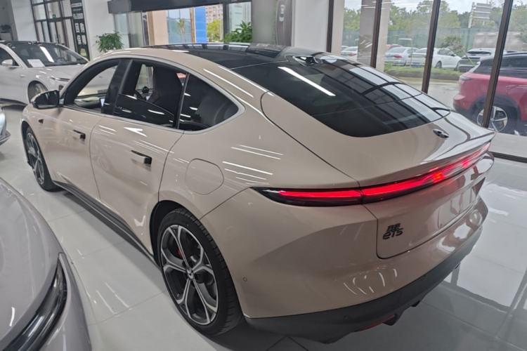 Used Nio ET5 2022 75 kWh Rear Left 45 Deg