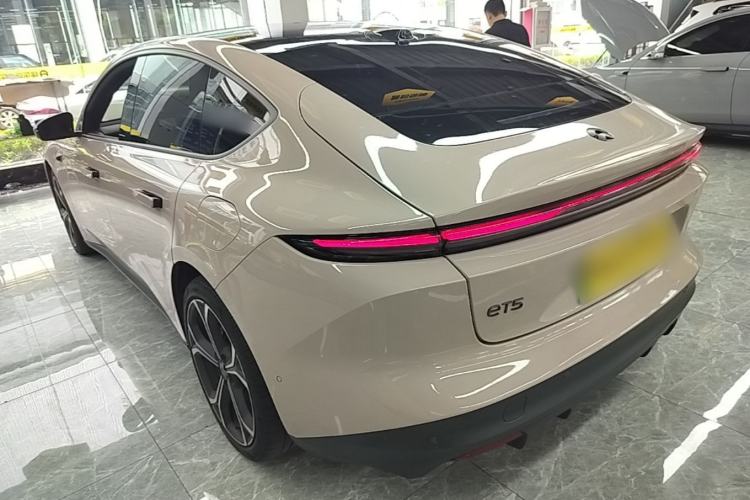 Used Nio ET5 2022 75 kWh Rear Left 45 Deg