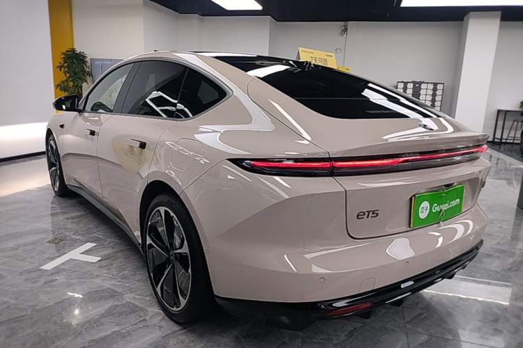 Used Nio ET5 2022 75 kWh Rear Left 45 Deg