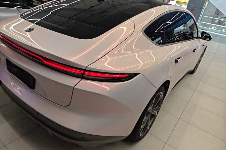Used Nio ET5 2022 75 kWh Rear Right 45 Deg