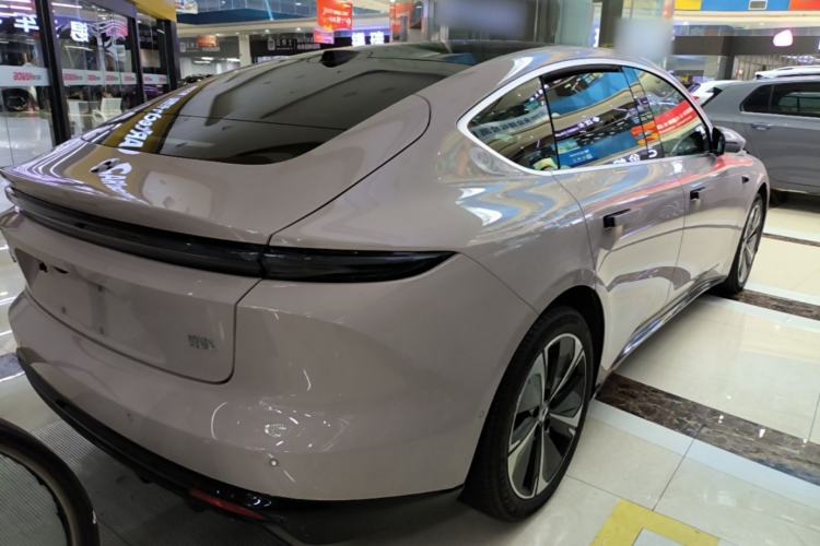 Used Nio ET5 2022 75 kWh Rear Right 45 Deg