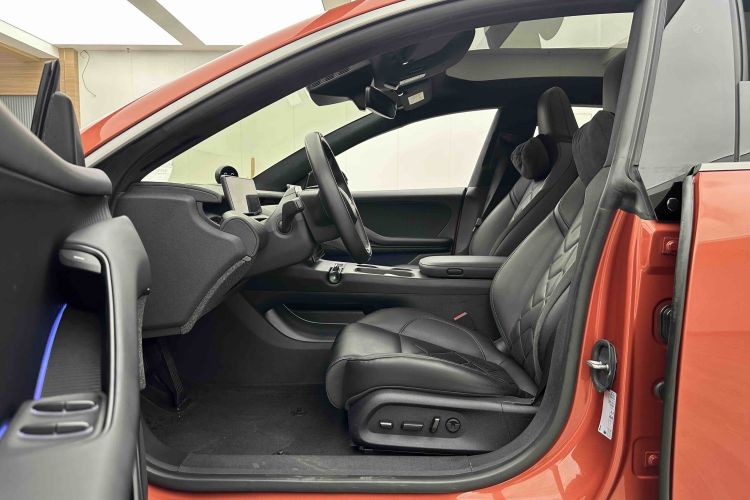 Used Nio ET5 2022 75 kWh Driver Seat