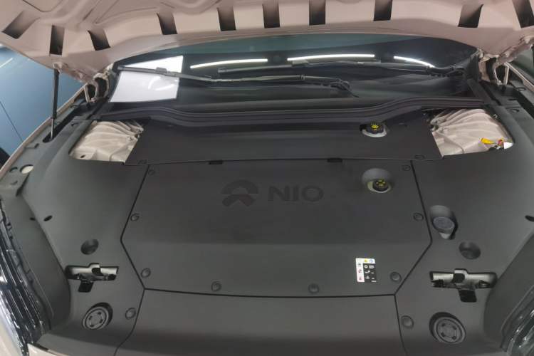 Used Nio ET5 2022 75 kWh Engine Bay