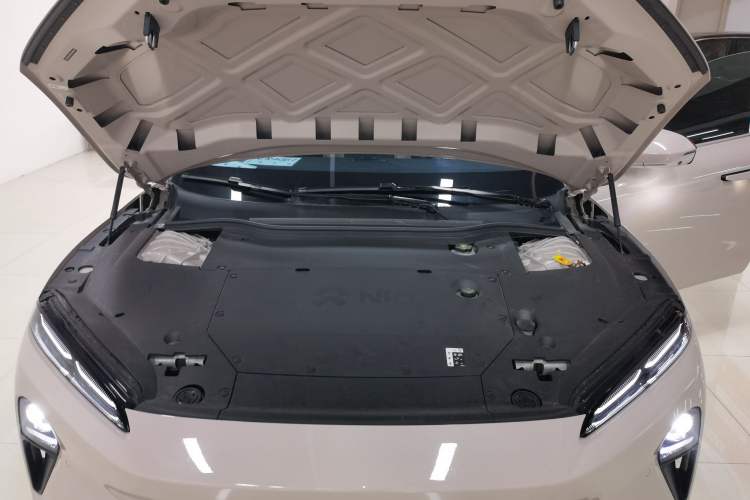 Used Nio ET5 2022 75 kWh Engine Bay