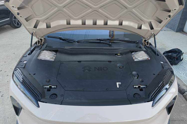 Used Nio ET5 2022 75 kWh Engine Bay