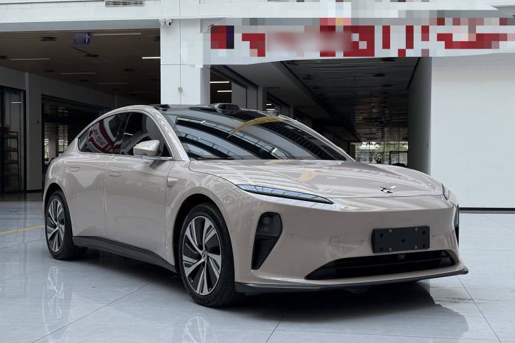 Used Nio ET5 2022 75 kWh Exterior 1