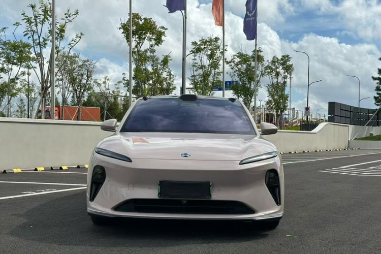 Used Nio ET5 2022 75 kWh Exterior 2