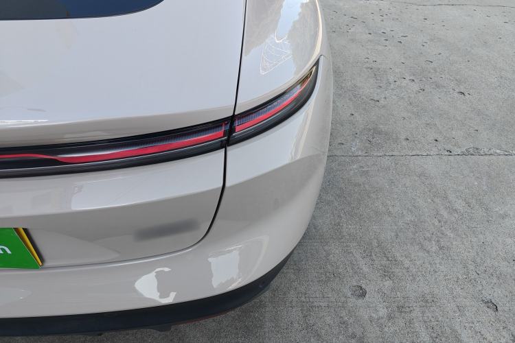 Used Nio ET5 2022 75 kWh Exterior 2