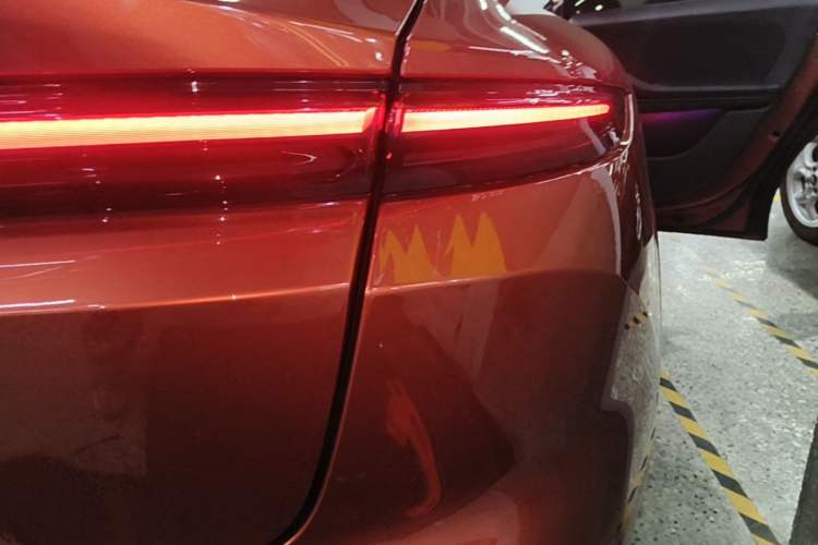 Used Nio ET5 2022 75 kWh Exterior 3