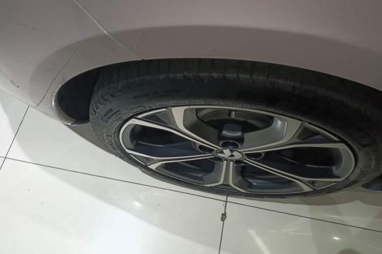 Used Nio ET5 2022 75 kWh Exterior 3