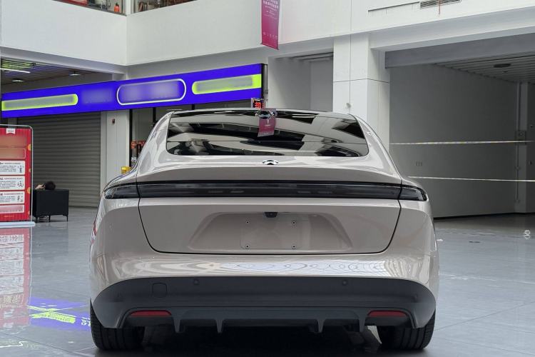 Used Nio ET5 2022 75 kWh Exterior 5