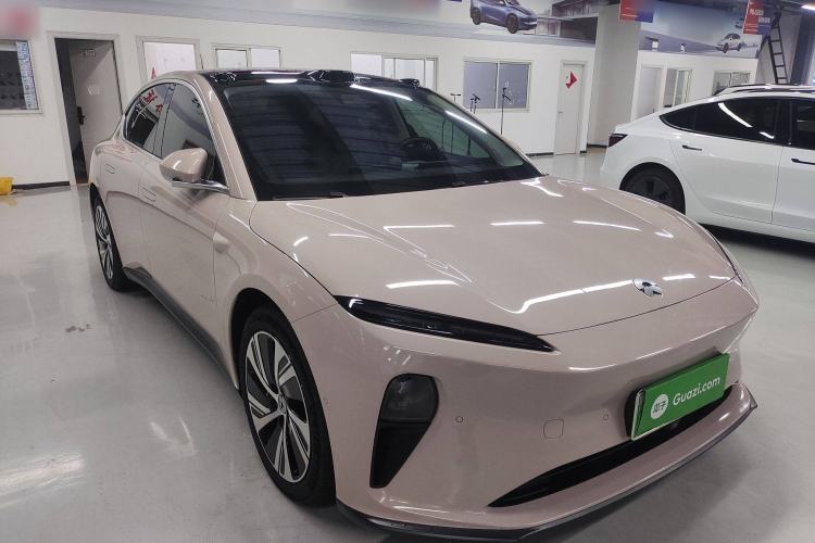 Used Nio ET5 2022 75 kWh Front Right 45 Deg