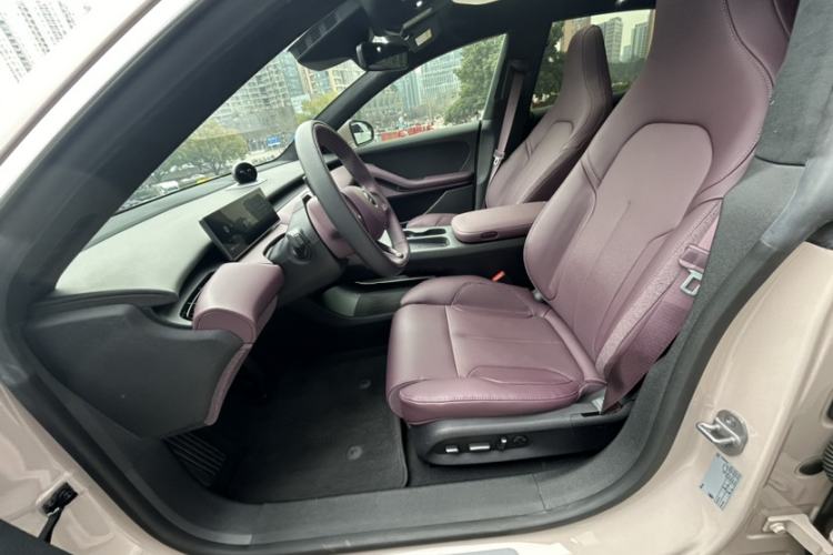 Used Nio ET5 2022 75 kWh Interior 2