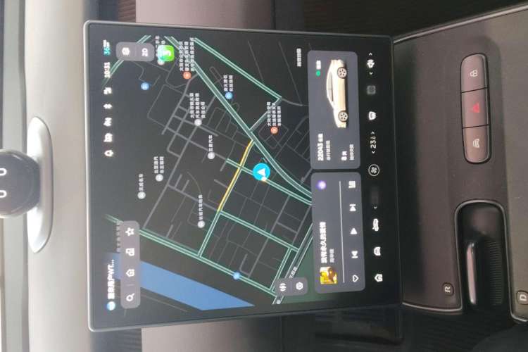 Used Nio ET5 2022 75 kWh Interior 4