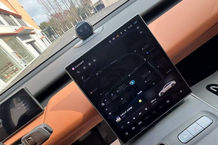 Used Nio ET5 2022 75 kWh Interior 4