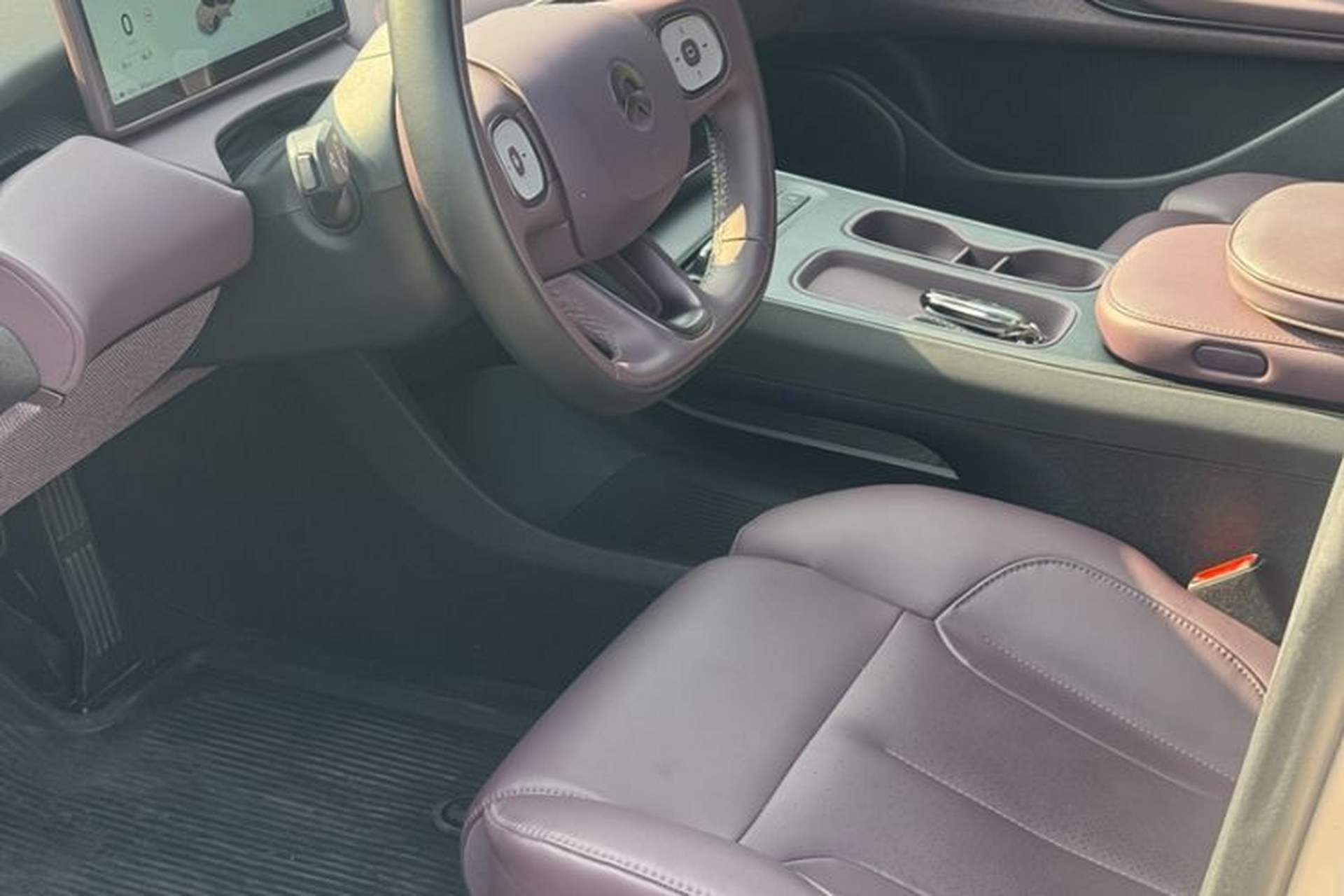 Used Nio ET5 2022 75 kWh Interior 5