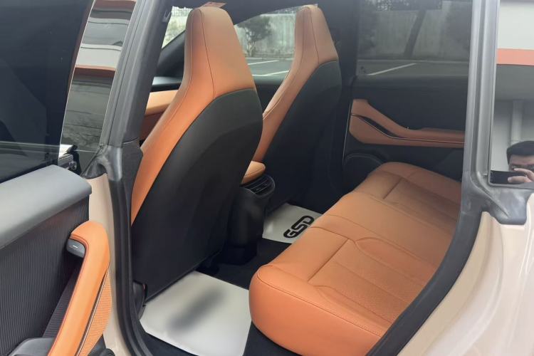 Used Nio ET5 2022 75 kWh Interior 7