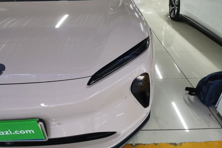 Used Nio ET5 2022 75 kWh Left Front Headlight