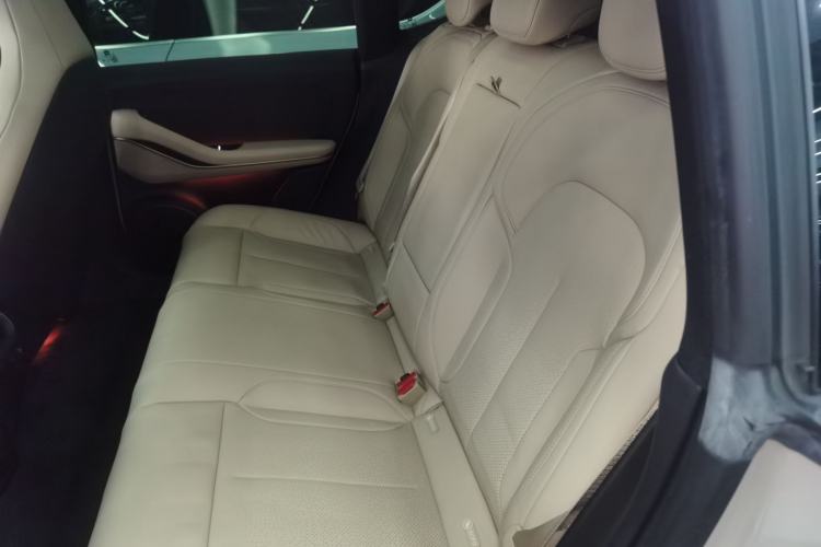 Used Nio ET5 2022 75 kWh Left Rear Seat