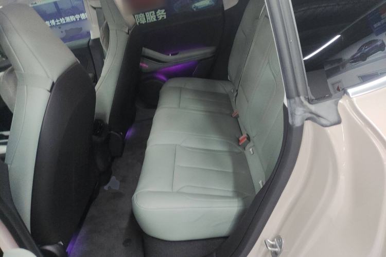 Used Nio ET5 2022 75 kWh Left Rear Seat