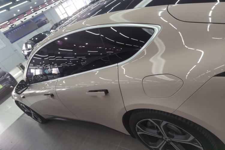 Used Nio ET5 2022 75 kWh Left Side