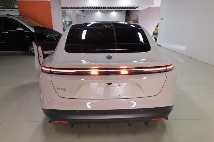 Used Nio ET5 2022 75 kWh Rear
