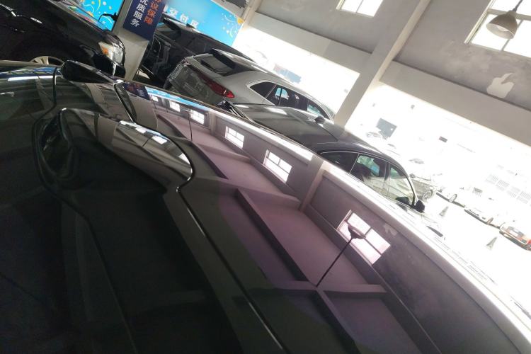 Used Nio ET5 2022 75 kWh Roof