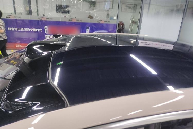 Used Nio ET5 2022 75 kWh Roof