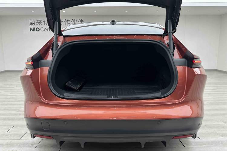 Used Nio ET5 2022 75 kWh Trunk